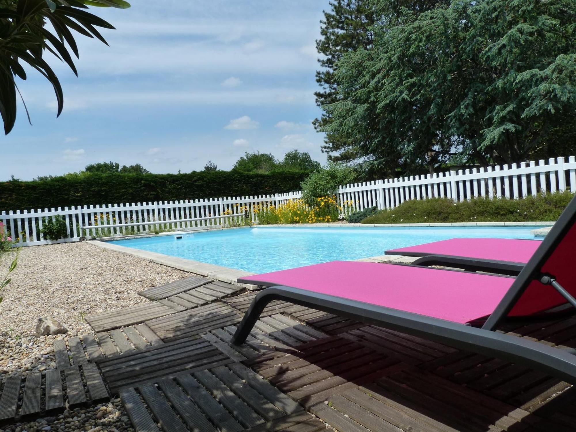 Le Clos D'Emeline Sainte-Terre Exterior photo